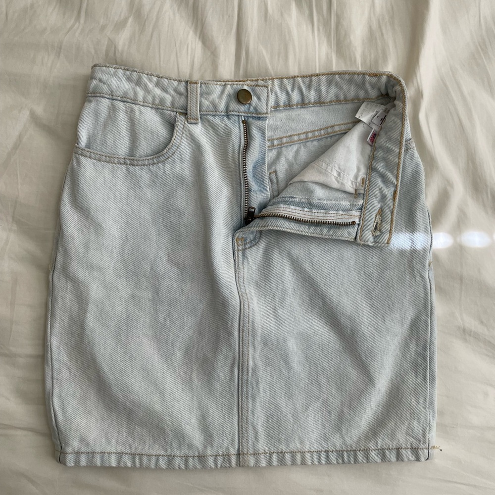 American Apparel denim skirt size small